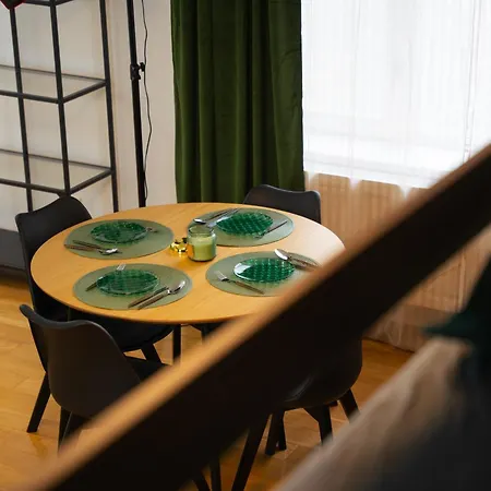 The Loft - 10 Min To Center * Praha