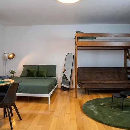 The Loft - 10 Min To Center *